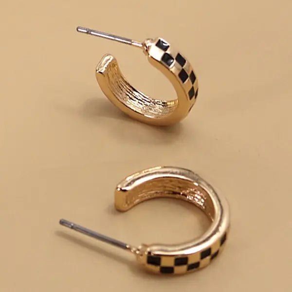 MINI CHECKER HOOP HUGGIE EARRINGS-Gold/Black